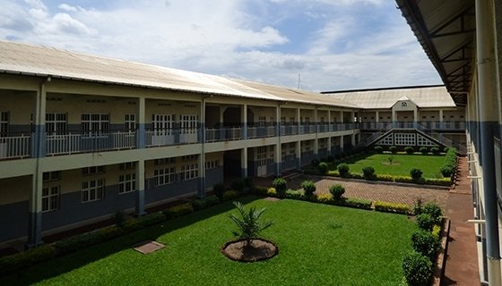 9016f35a_maison-dorcas-courtyard